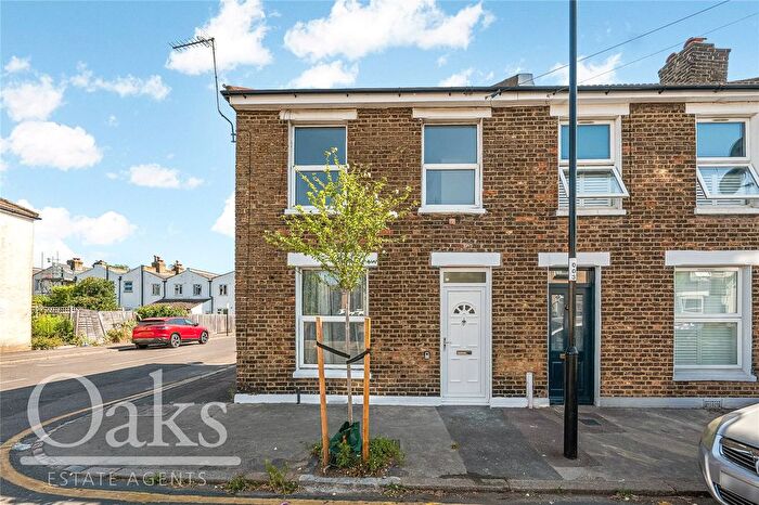 2 Bedroom End Terrace House For Sale In Percy Road, South Norwood, SE25