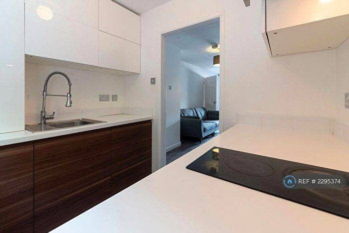 1 Bedroom Maisonette To Rent In Woodstock Avenue, Nottingham, NG7