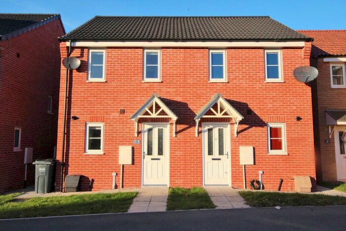 2 Bedroom Semi-Detached House To Rent In Bracken Way, Selby YO8