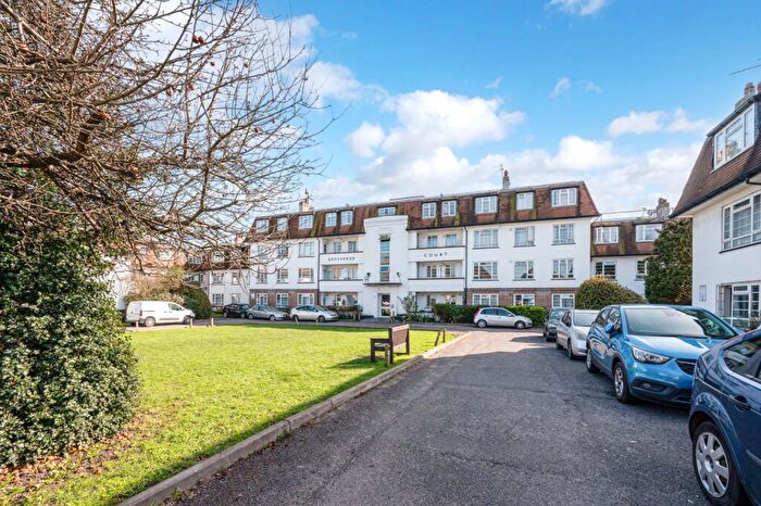 2 Bedroom Flat For Sale In London Road, Morden, SM4