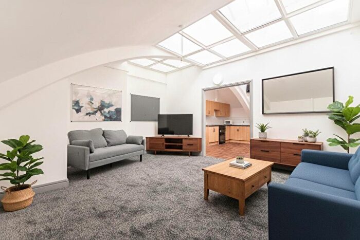 6 Bedroom House To Rent In Flat, St Marks Church Hall, Ashgate Road, Sheffield, S10