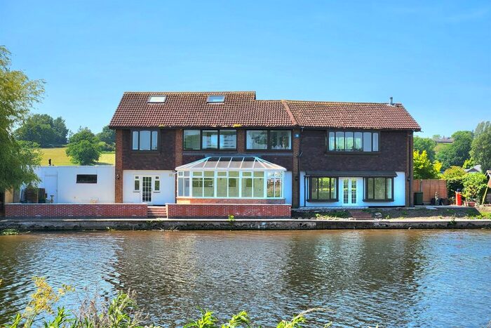 4 Bedroom Detached House For Sale In Warrington Road, Acton Bridge, Northwich, CW8