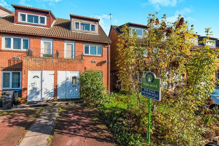 1 Bedroom Flat To Rent In Glenbuck Road, Surbiton, Surrey, KT6