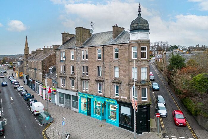 2 Bedroom Flat To Rent In Bright Street, Lochee East, Dundee, DD2
