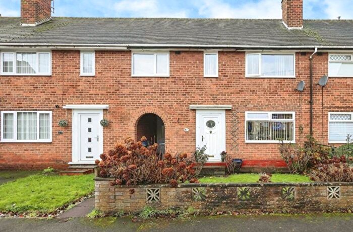 3 Bedroom Property To Rent In Alderpits Road, Shard End, Birmingham, B34