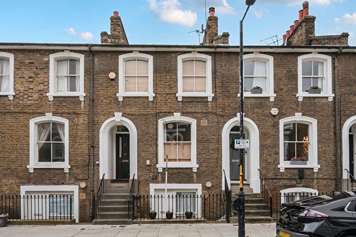 1 Bedroom Property For Sale In Chapter Road, London, SE17