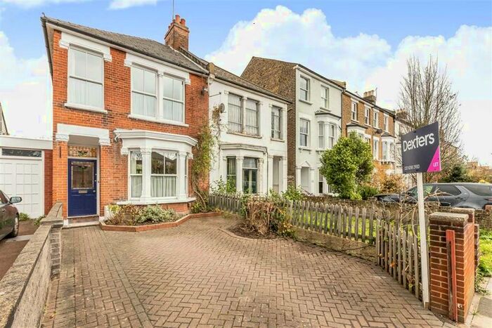 4 Bedroom Property To Rent In Stanley Road, Teddington, TW11