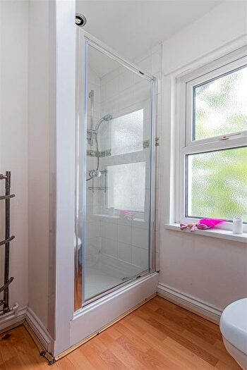 3 Bedroom Flat To Rent In Penhill Road, Pontcanna, CF11