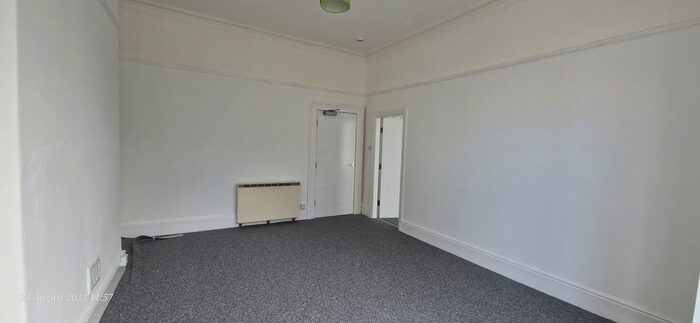 1 Bedroom Flat To Rent In Bodafon Street, Llandudno, LL30