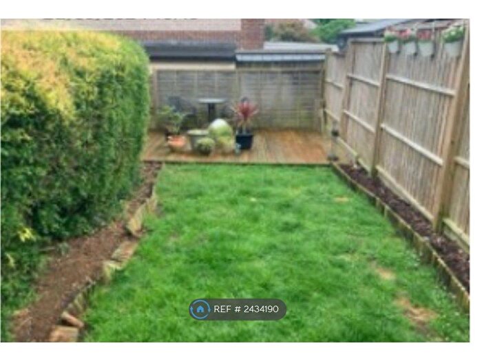 2 Bedroom Terraced House To Rent In Lodge Close, Portslade, Brighton, BN41