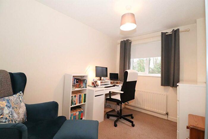 2 Bedroom Semi-Detached House For Sale In Cherry Orchard, Kenilworth, CV8