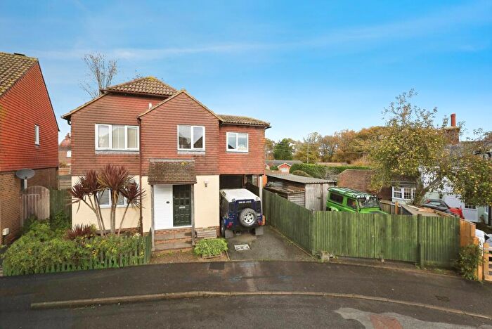 5 Bedroom Detached House For Sale In Hawkstown View, Hailsham, East Sussex, BN27