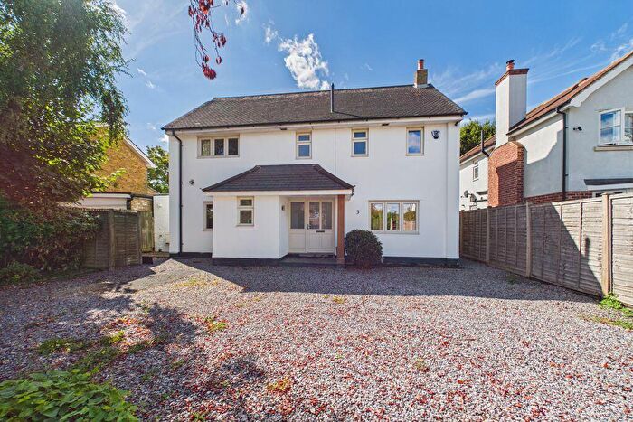 5 Bedroom House For Sale In Carlton Road, Redhill, RH1