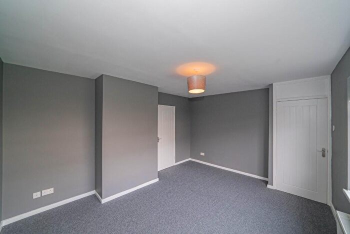 2 Bedroom End Of Terrace House To Rent In Hopedene, Leam Lane, Gateshead, Tyne And Wear, NE10