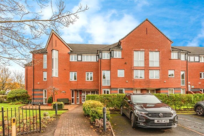 2 Bedroom Flat For Sale In Metcalfe Court, Romiley, SK6