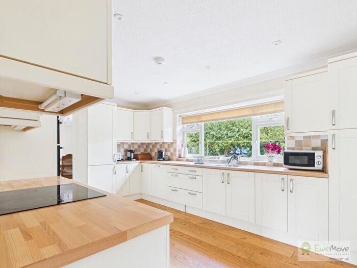 4 Bedroom Detached Bungalow For Sale In Mill Hill Road, Boughton, PE33