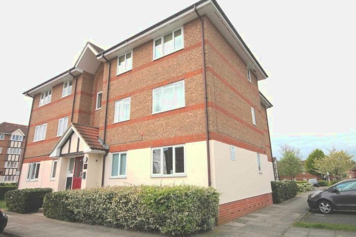1 Bedroom Flat To Rent In Chandlers Drive, Erith, DA8