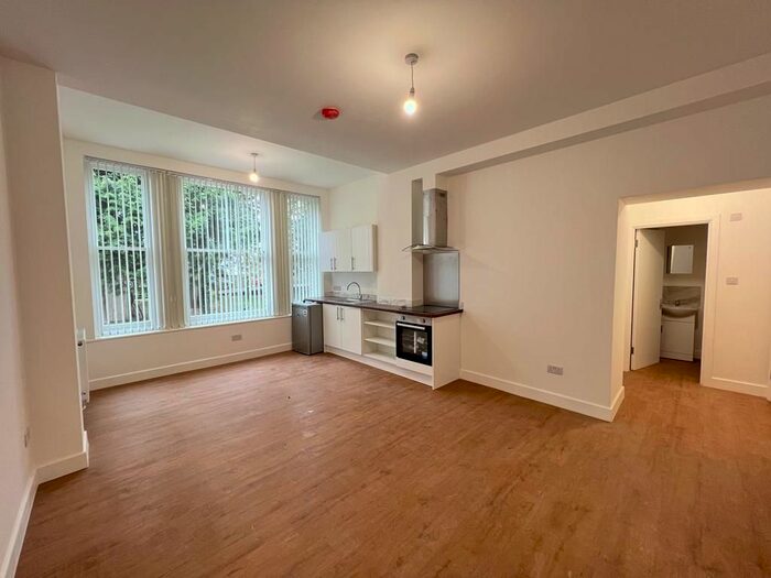Studio To Rent In Kingston Road, Teddington, TW11