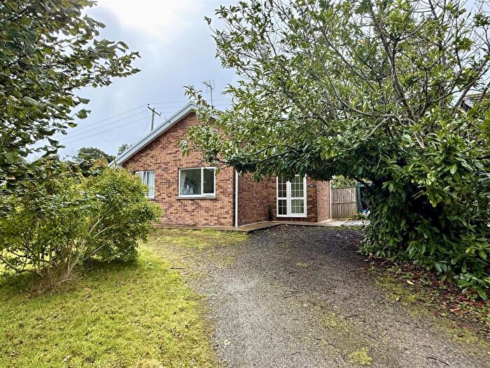 2 Bedroom Bungalow For Sale In Ciliau Aeron, Lampeter, SA48