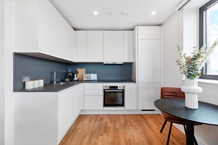 1 Bedroom Flat To Rent In Flat Premier House Canning Road, London, HA3