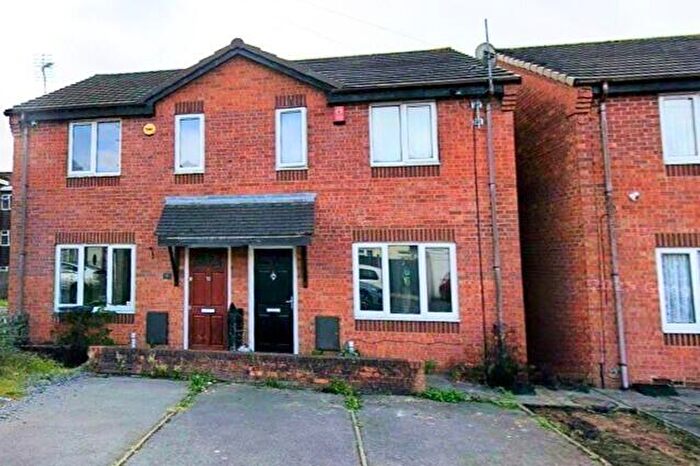 2 Bedroom Semi-Detached House For Sale In , Himley Street, Dudley, DY1