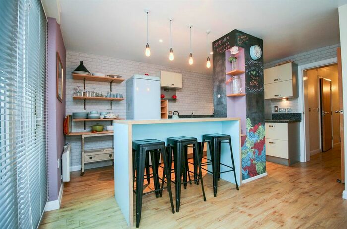 2 Bedroom Flat To Rent In Arthur Place, Birmingham, B1