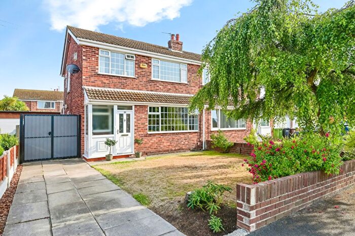 3 Bedroom Semi-Detached House For Sale In Hampton Road, Liverpool, Merseyside, L37