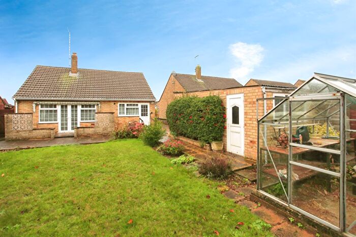3 Bedroom Detached Bungalow For Sale In Ennerdale Rise, Peterborough, PE4