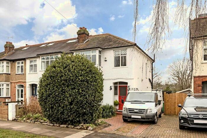 3 Bedroom Semi-Detached House To Rent In Hatherop Road, Hampton, TW12