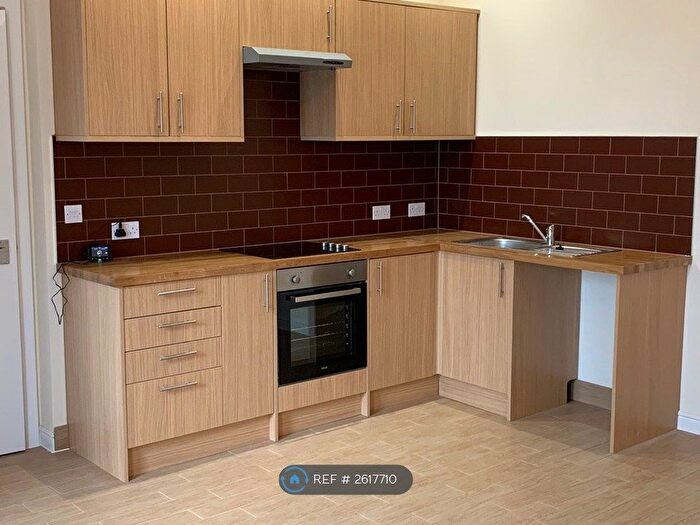 1 Bedroom Flat To Rent In Crabton Close Road, Bournemouth, BH5