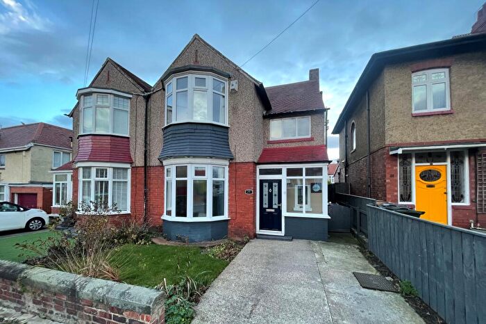 3 Bedroom Semi Detached House For Sale In Ashbrooke, Monkseaton, Whitley Bay, NE25