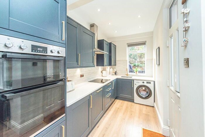 3 Bedroom Terraced House For Sale In Wath Road, Nether Edge, S7