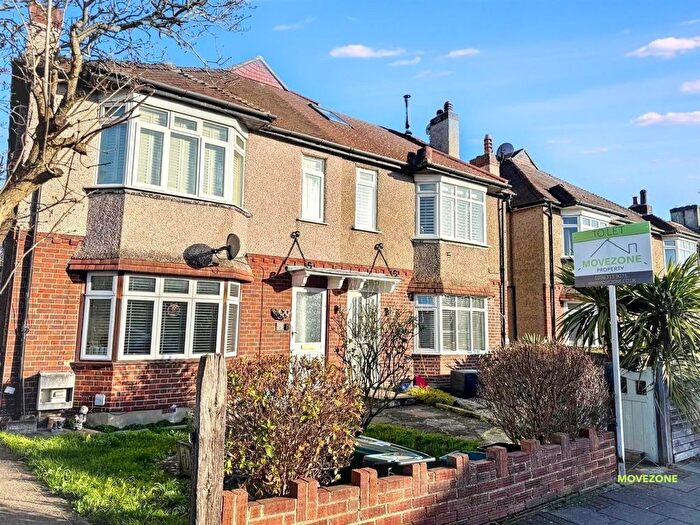 2 Bedroom Maisonette To Rent In Baston Road, Hayes, BR2