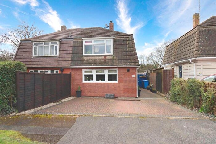 2 Bedroom Semi-Detached House For Sale In Sussex Road, Kettering, NN15