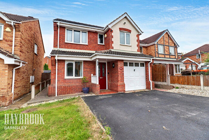 4 Bedroom Detached House For Sale In Broomcliffe Gardens, Shafton, S72