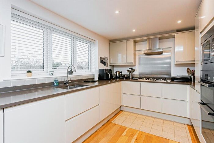 4 Bedroom Detached House For Sale In Priory Way, Haywards Heath, RH16