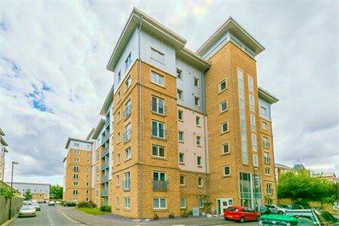 2 Bedroom Flat To Rent In Pilrig Heights, Edinburgh, EH6