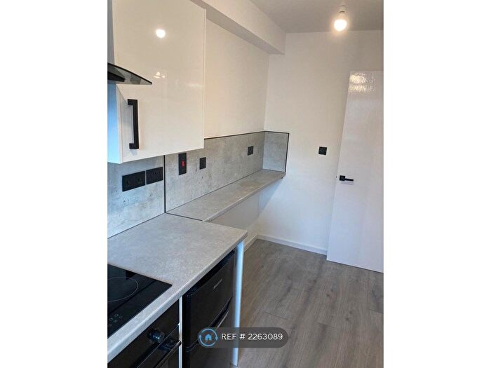 1 Bedroom Flat To Rent In Rose Street, Aberdeen, AB10