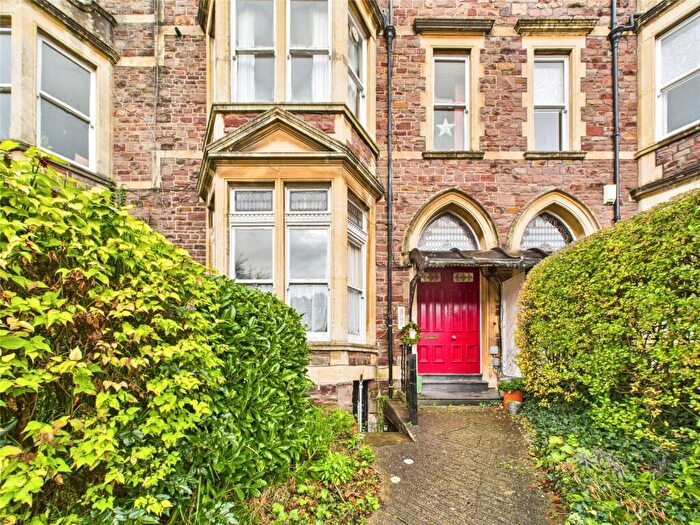 1 Bedroom Apartment For Sale In Clifton Hill, Bristol, BS8