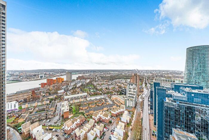 2 Bedroom Flat To Rent In Amory Tower, Marsh Wall, E14