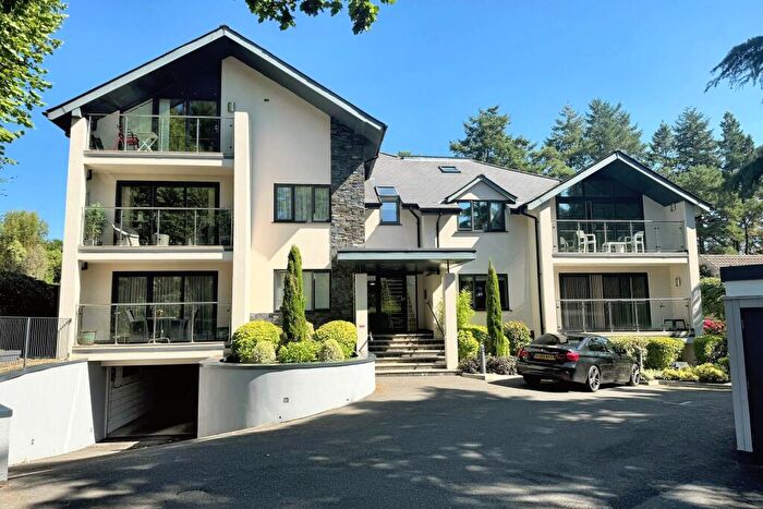 2 Bedroom Flat For Sale In Ferndown, BH22