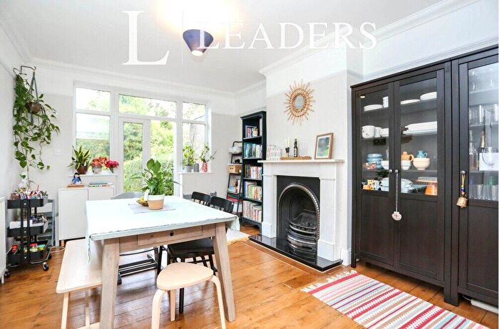 3 Bedroom Semi Detached House To Rent In Le May Avenue, SE12