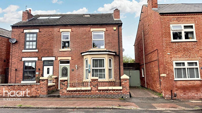 4 Bedroom Semi-Detached House For Sale In Awsworth Road, Ilkeston, DE7