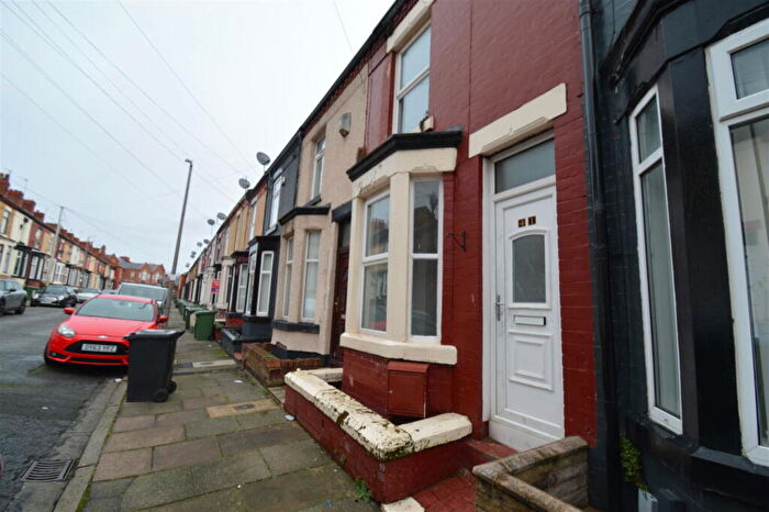2 Bedroom End Of Terrace House To Rent In Yelverton Road, Tranmere, Wirral, CH42