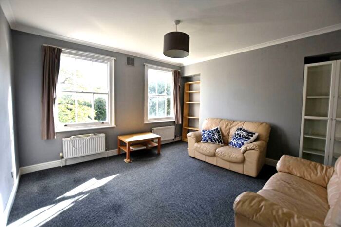 3 Bedroom Flat To Rent In Grosvenor Avenue, London, N5
