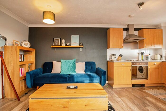 1 Bedroom Flat For Sale In Cwrt Boston, Windsor Village, Cardiff, CF24