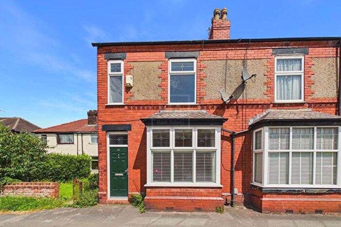 3 Bedroom End Terrace House For Sale In Knutsford Road, Grappenhall, WA4