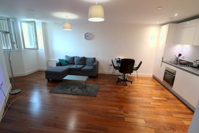 1 Bedroom Flat To Rent In One Hagley Road, Birmingham, Birmingham, B16