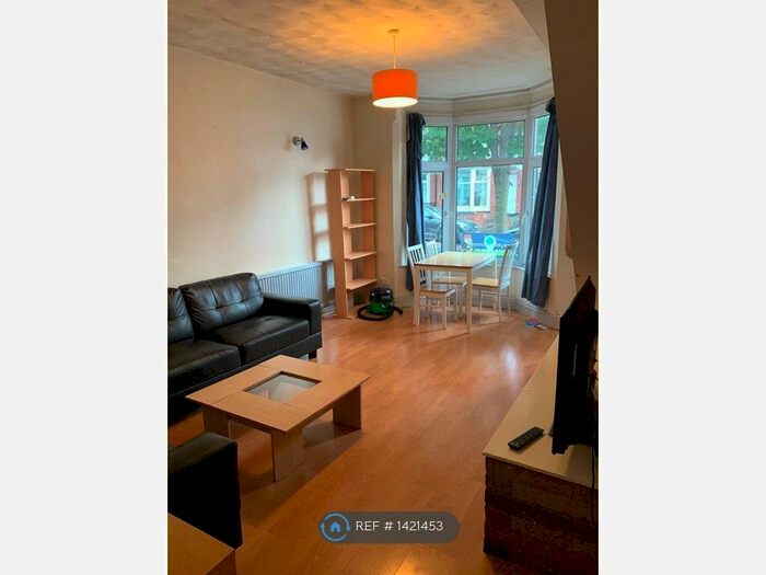 4 Bedroom Terraced House To Rent In Norman Street, Leicester, LE3