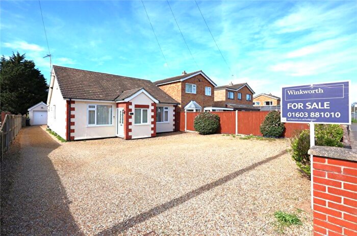3 Bedroom Bungalow For Sale In Reepham Road, Hellesdon, Norwich, Norfolk, NR6